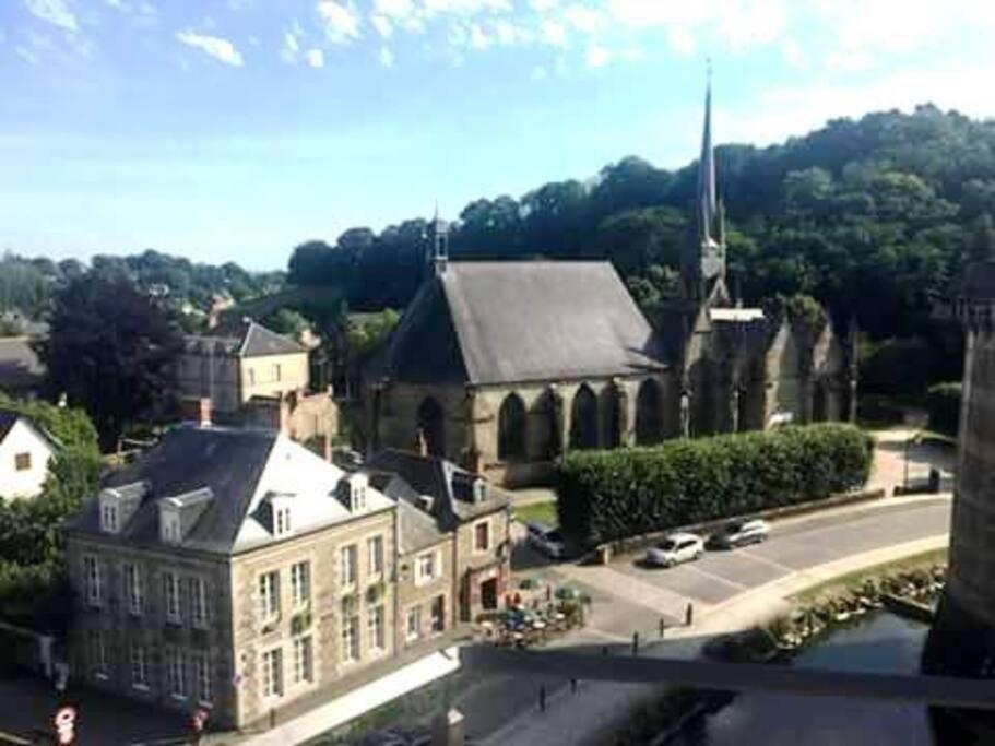House At The Foot Of The Castle Of Fougeres 빌라 외부 사진